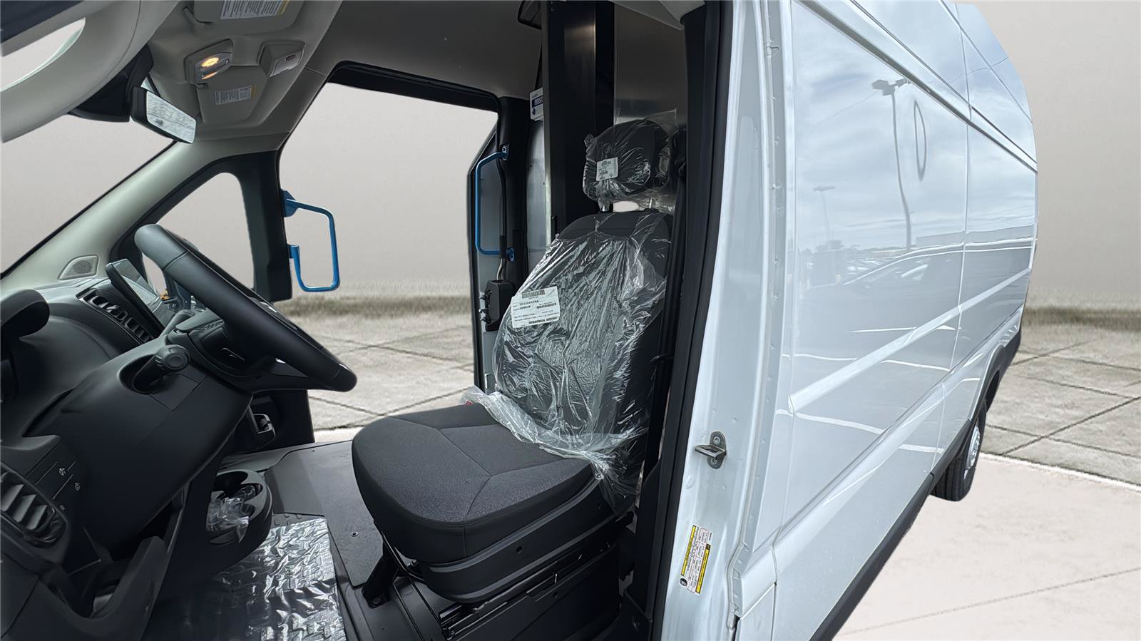 Certified 2024 RAM ProMaster 3500 w/ Delivery Van Package FWD image 11