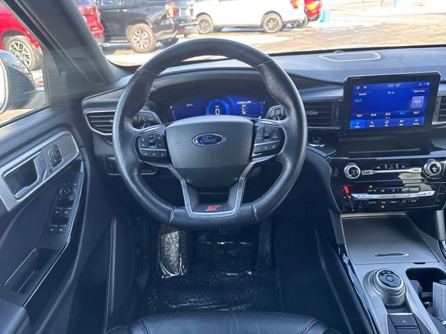Used 2023 Ford Explorer ST w/ Equipment Group 401A image 2