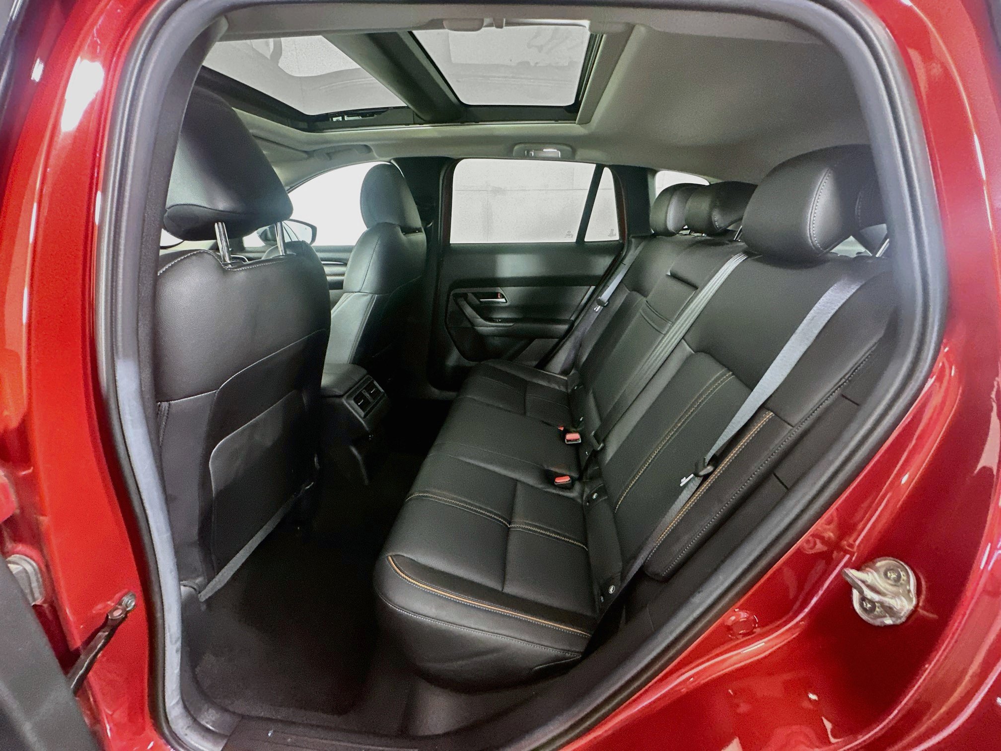 Used 2025 MAZDA CX-50 AWD 2.5 S w/ Premium Plus Pkg image 28