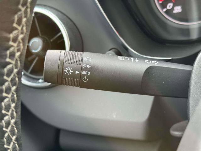 Used 2023 Chevrolet Camaro LT w/ Technology Package image 19