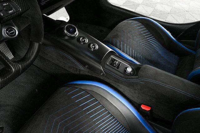 Used 2023 Maserati MC20 Coupe image 20