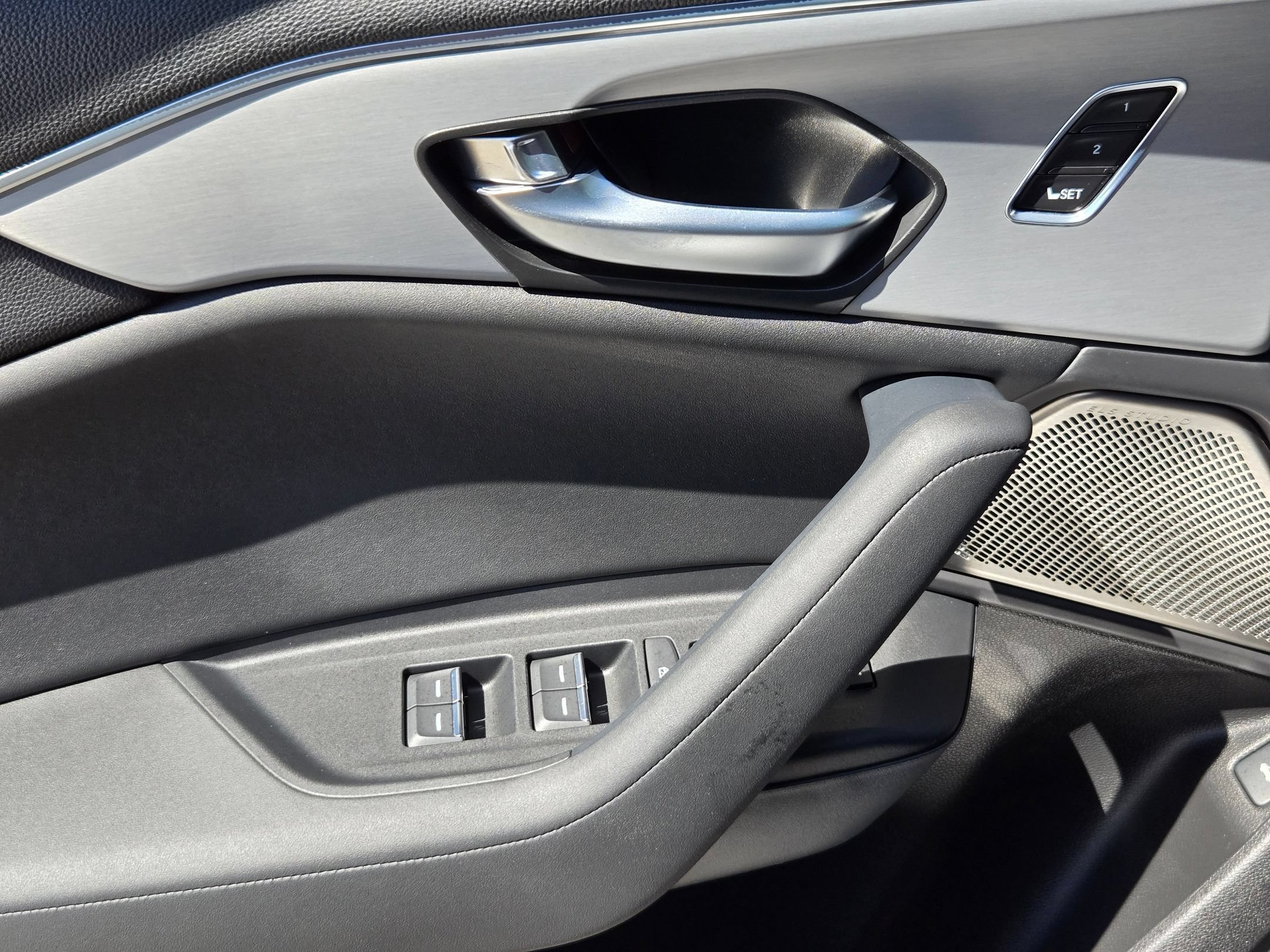 Certified 2025 Acura TLX w/ Technology Package FWD image 11