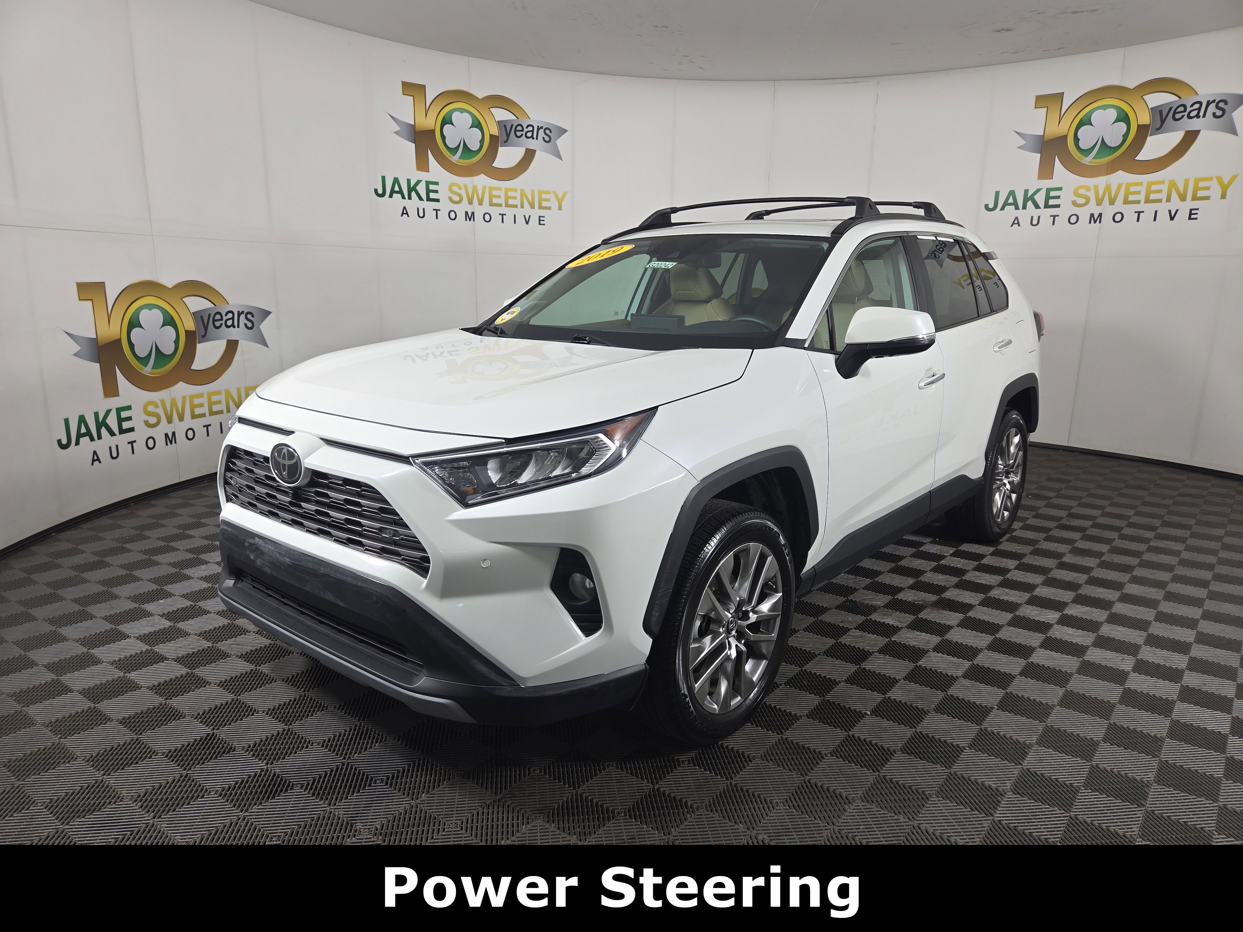 Used 2019 Toyota RAV4 Limited w/ Advanced Technology Package FWD image 3
