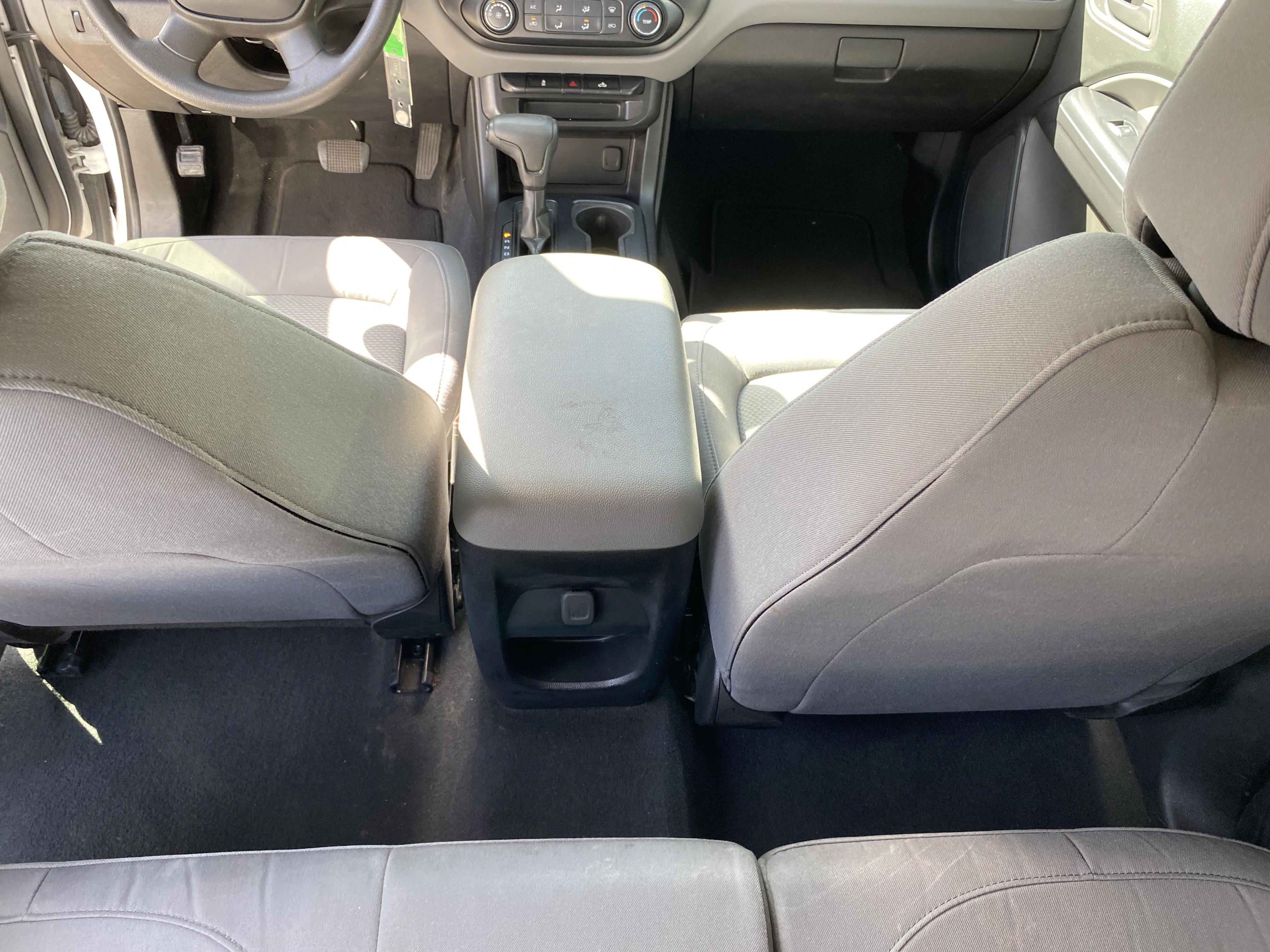 Used 2021 Chevrolet Colorado W/T image 14