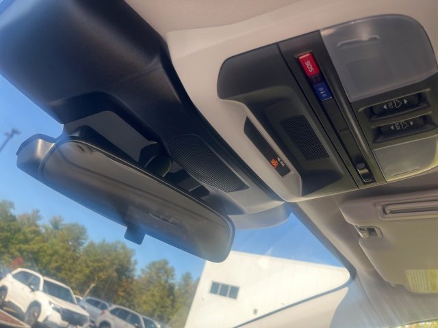 Used 2024 Subaru Crosstrek 2.5i Limited image 31