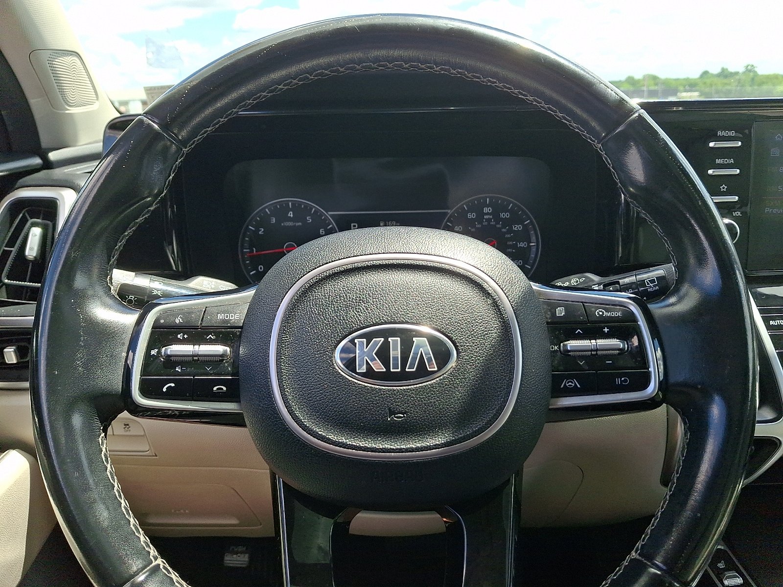 Used 2021 Kia Sorento S w/ Panoramic Sunroof Package FWD image 20
