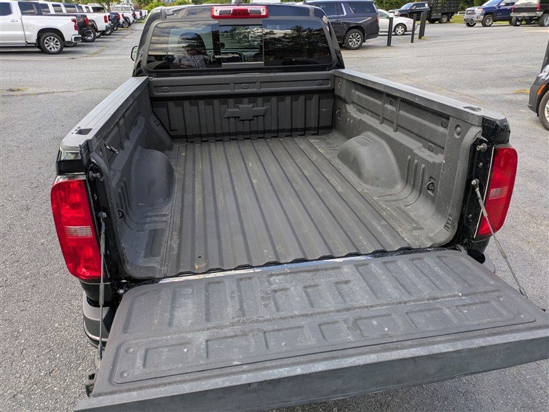 Used 2022 Chevrolet Colorado LT w/ LT Convenience Package image 14