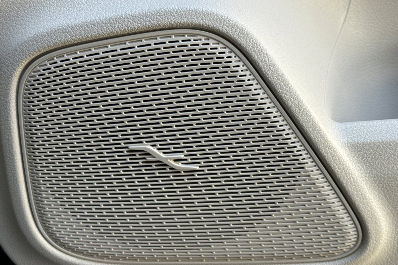 New 2026 Mercedes-Benz GLB 250 image 6