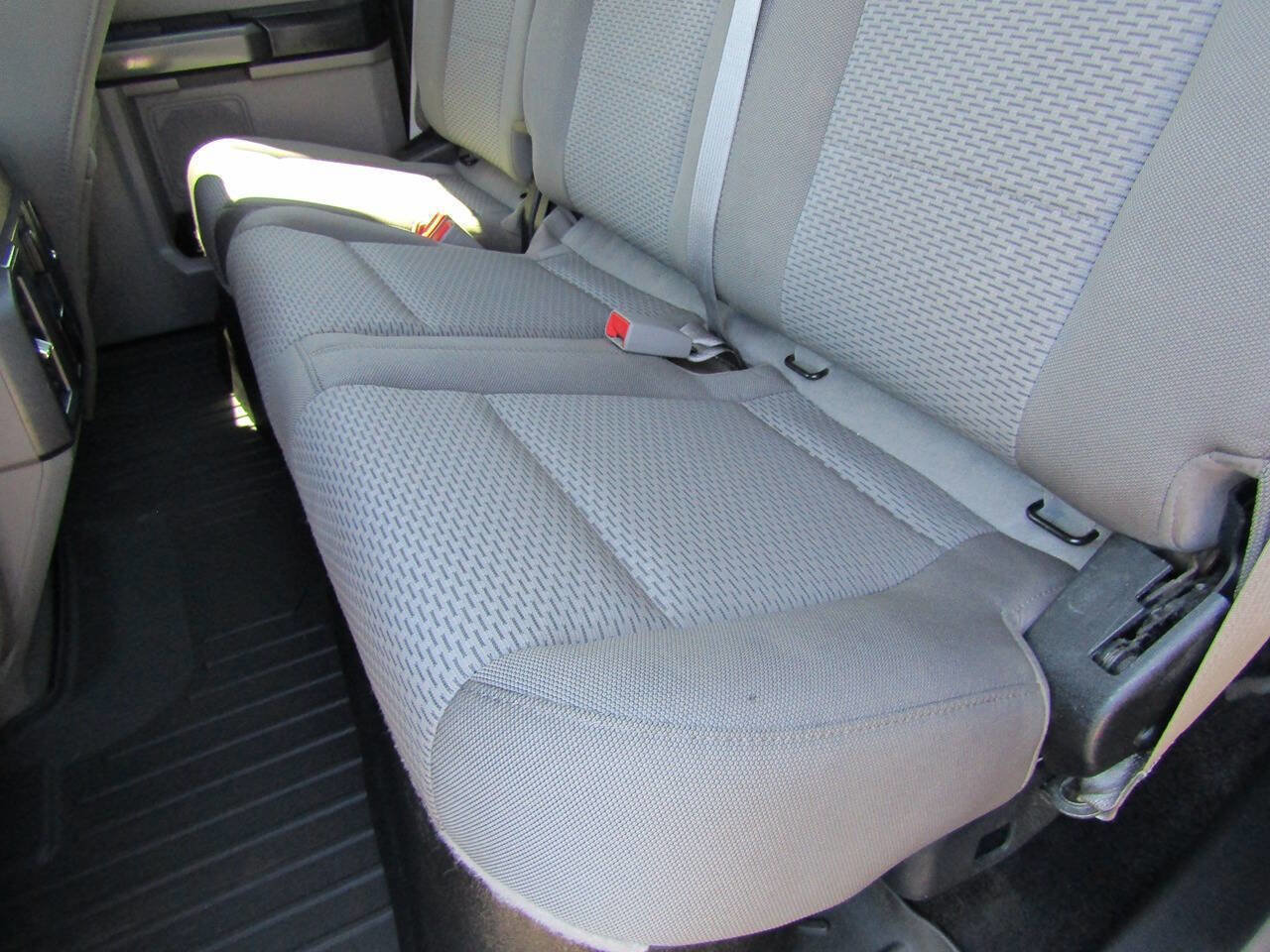 Used 2018 Ford F150 XLT AWD/4WD image 16