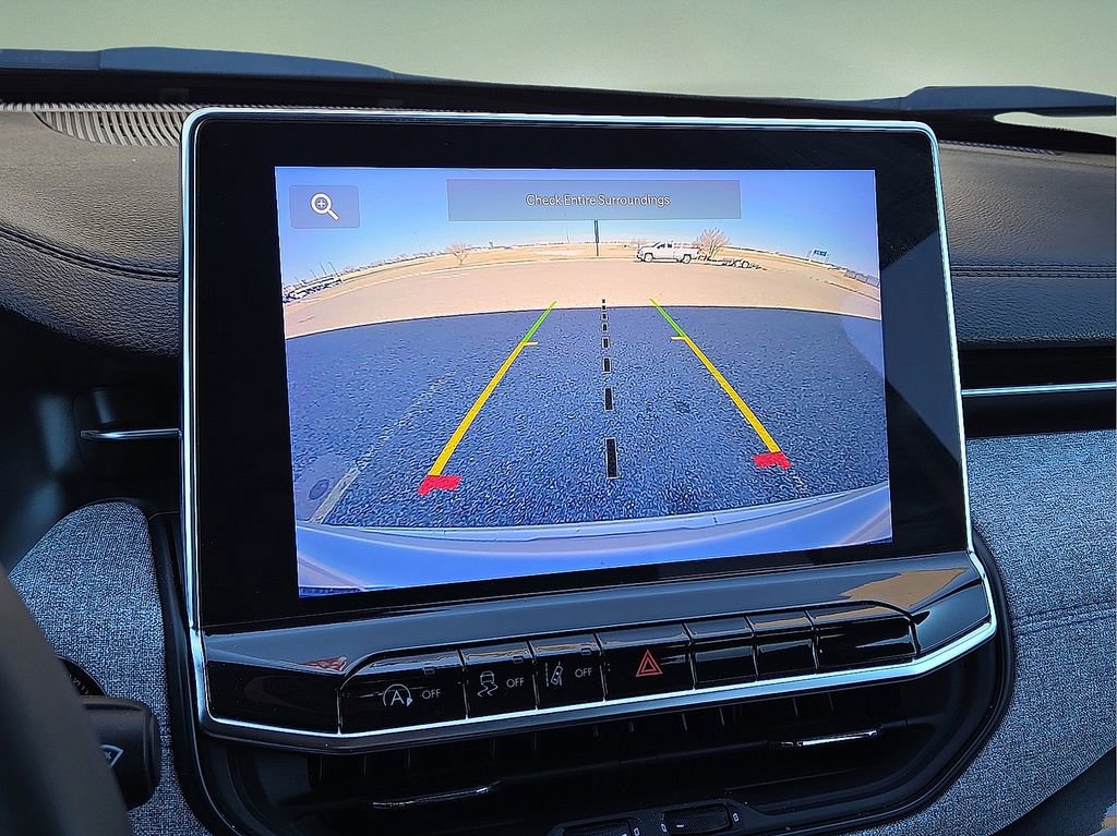 Used 2024 Jeep Compass Latitude image 29