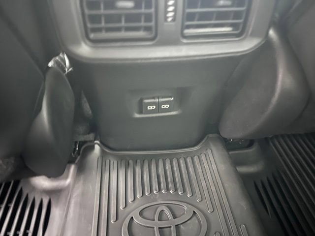 Used 2023 Toyota RAV4 XLE Premium AWD/4WD image 18