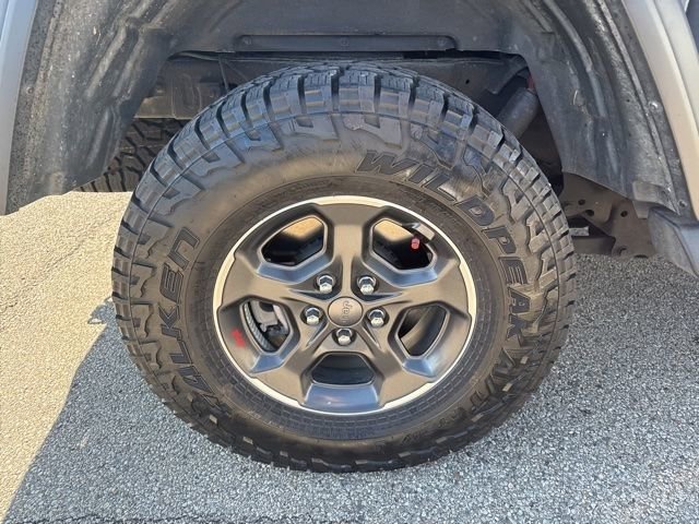 Used 2023 Jeep Gladiator Rubicon w/ LED Lighting Group AWD/4WD image 6