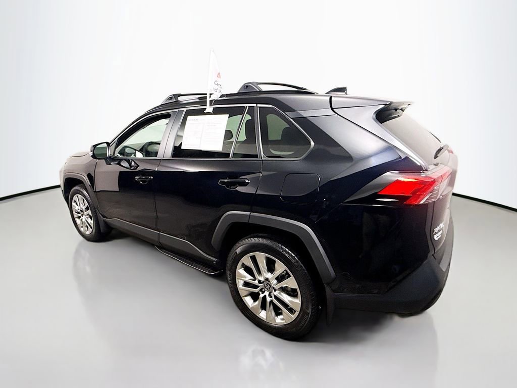 Certified 2025 Toyota RAV4 XLE Premium image 5