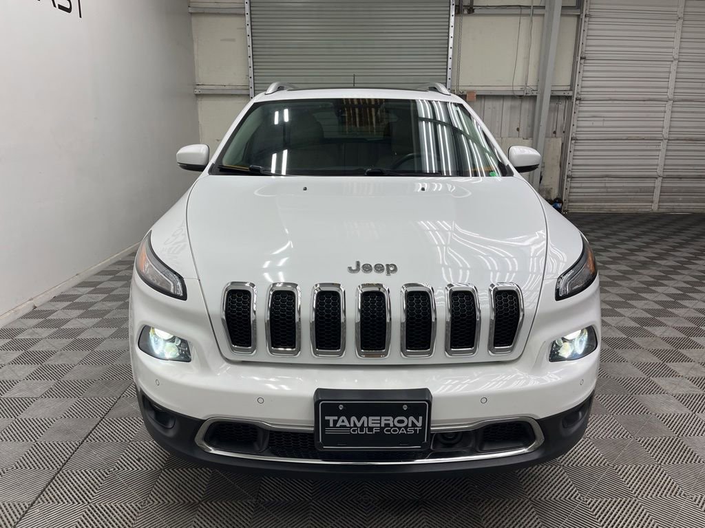 Used 2015 Jeep Cherokee Limited w/ Luxury Group FWD image 4