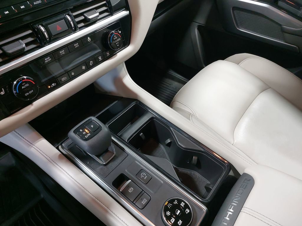 Used 2023 Nissan Pathfinder SL image 26