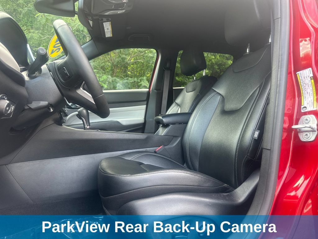Used 2025 Jeep Compass Limited AWD/4WD image 12