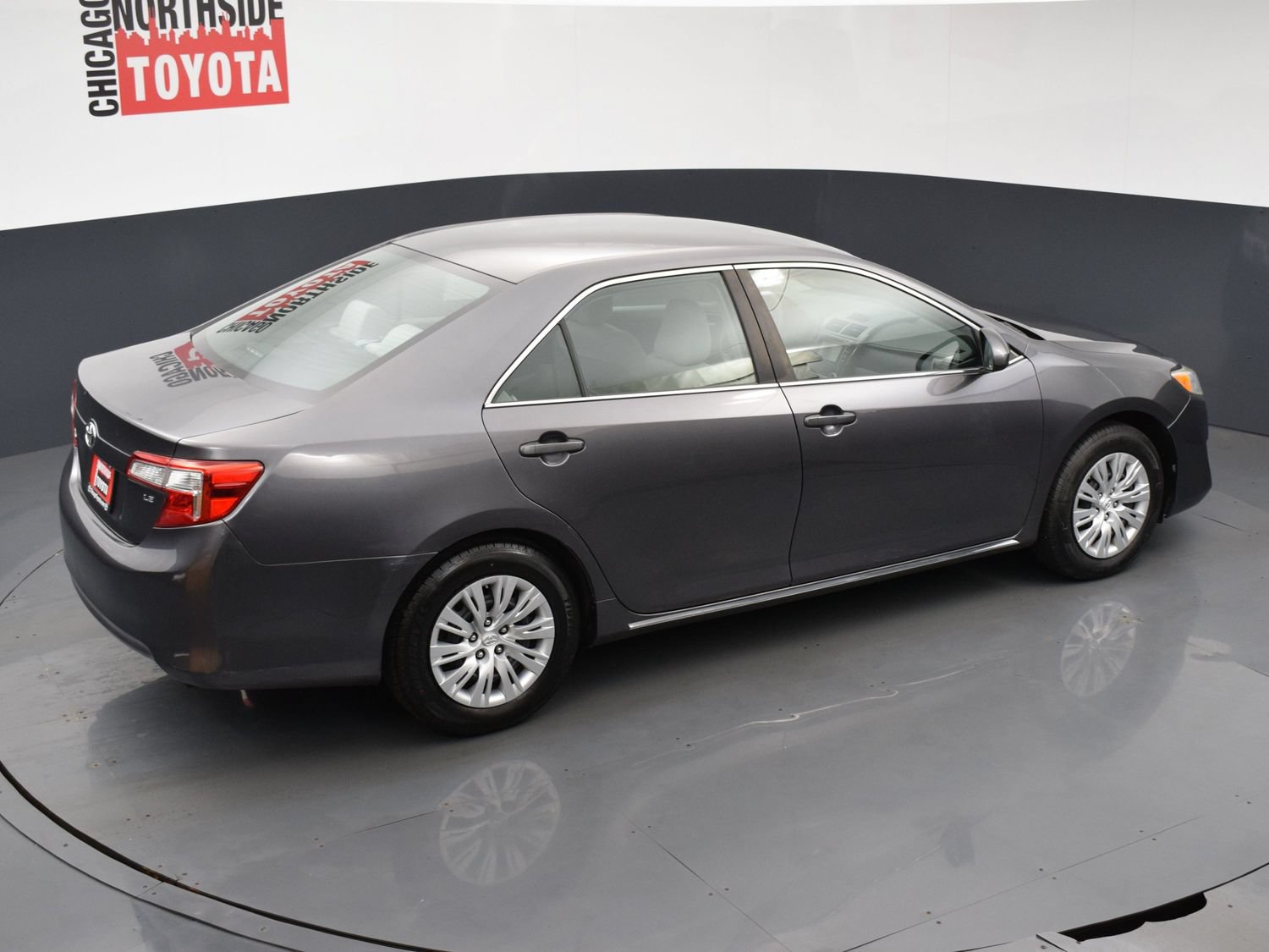 Used 2014 Toyota Camry LE FWD image 19