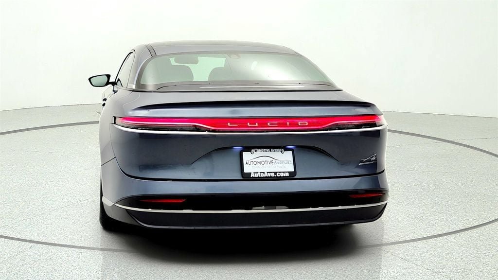 Used 2025 Lucid Air Touring AWD/4WD image 6