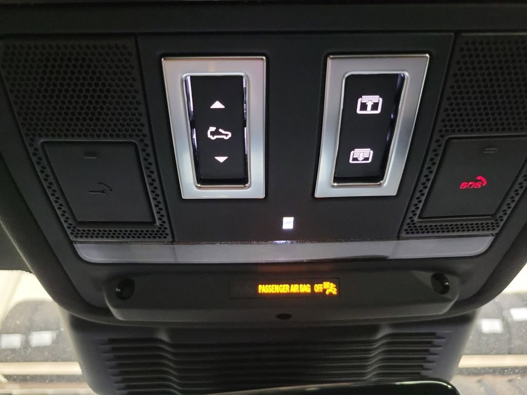 New 2026 Land Rover Range Rover Evoque Dynamic SE image 21