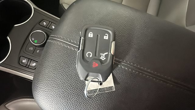Used 2022 GMC Terrain SLT FWD image 21