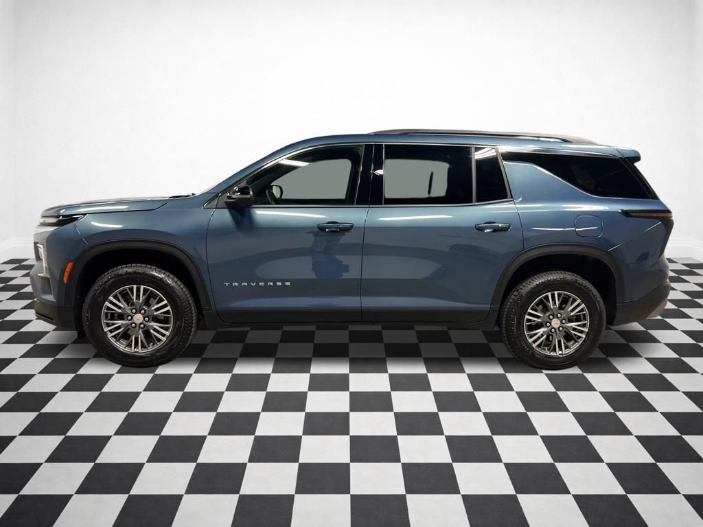 Certified 2025 Chevrolet Traverse LT w/ Driver Confidence Package image 6