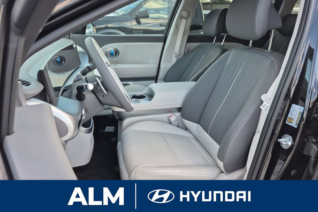 New 2026 Hyundai Ioniq 9 Calligraphy image 15