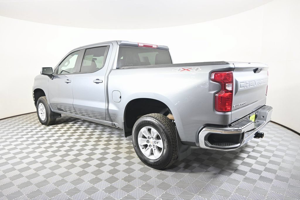Used 2022 Chevrolet Silverado 1500 LT w/ Bed Protection Package AWD/4WD image 4