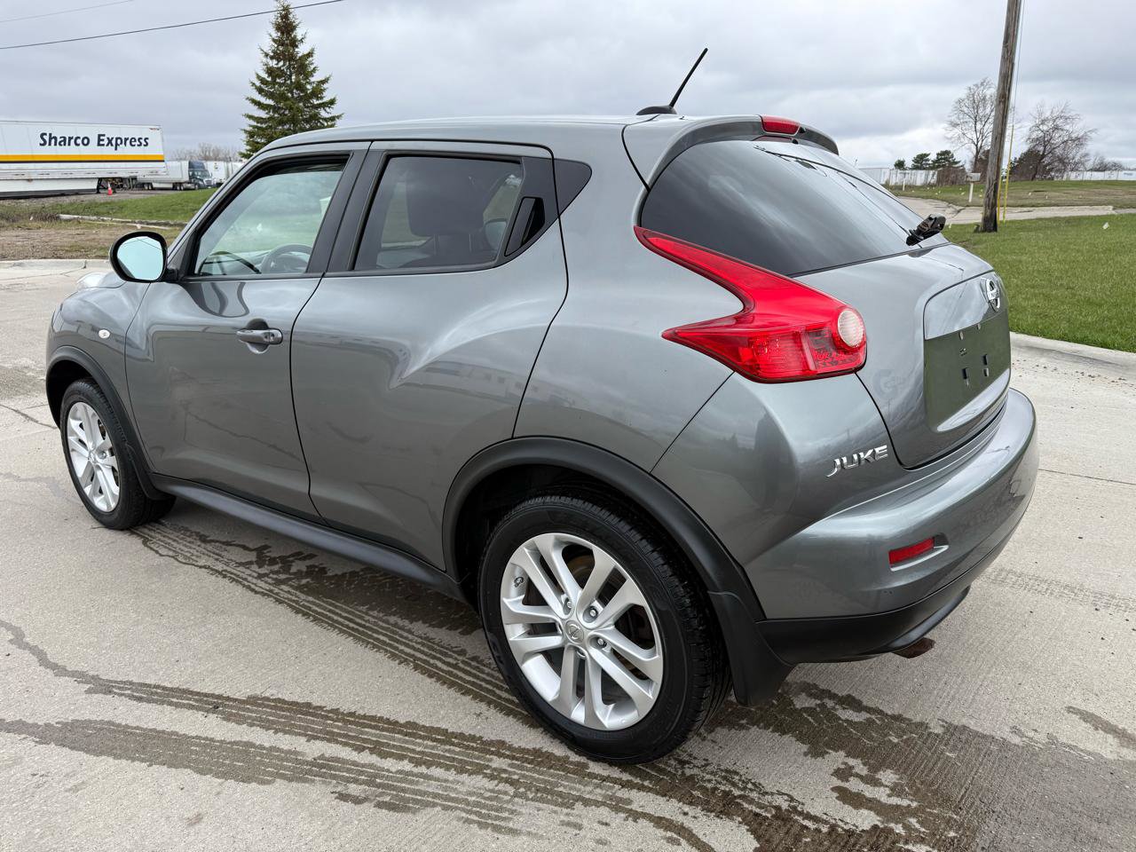 Used 2012 Nissan Juke SV image 7