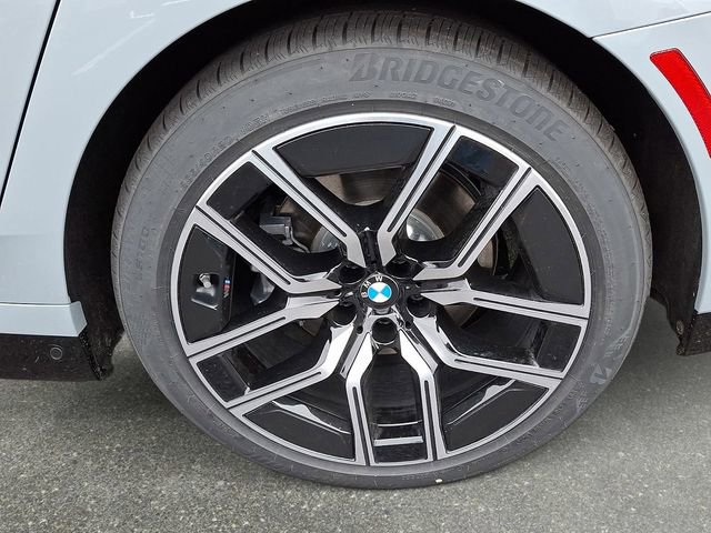 New 2026 BMW 740i xDrive w/ Executive Package image 8