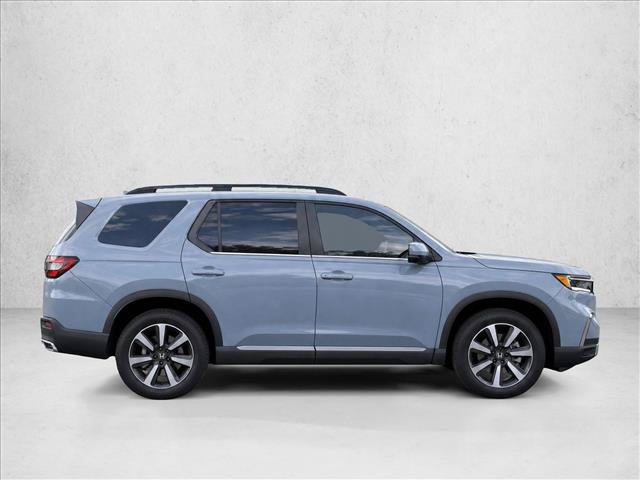 Used 2023 Honda Pilot Touring image 8