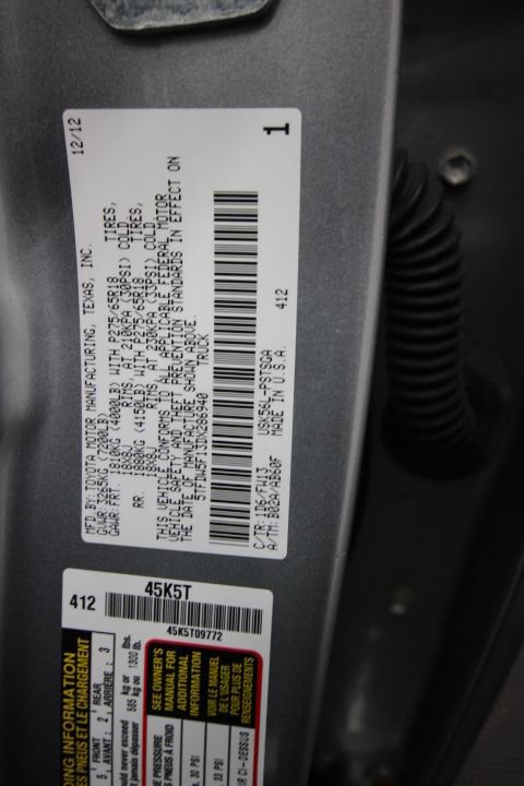 Used 2013 Toyota Tundra 4x4 CrewMax image 30