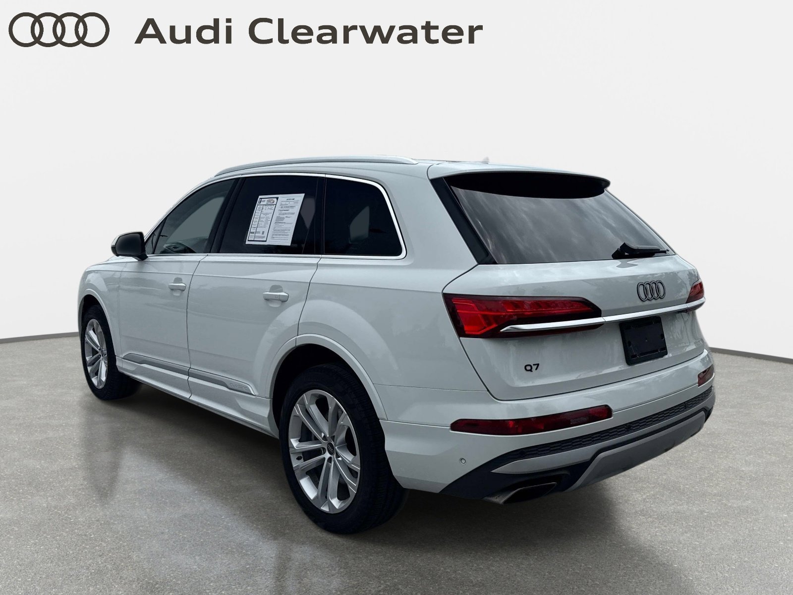 Used 2025 Audi Q7 3.0T Premium Plus AWD/4WD image 3
