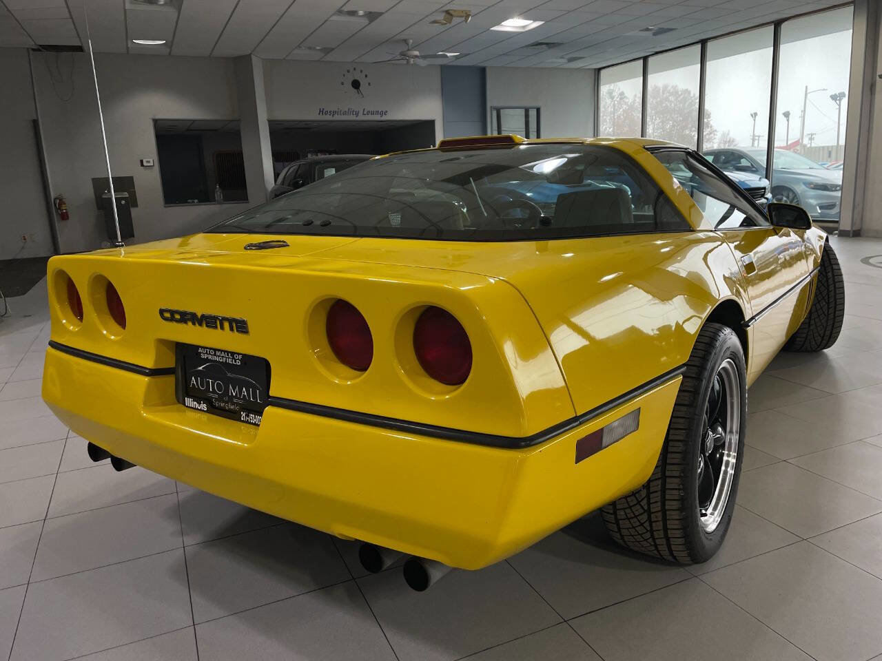 Used 1986 Chevrolet Corvette Coupe image 7