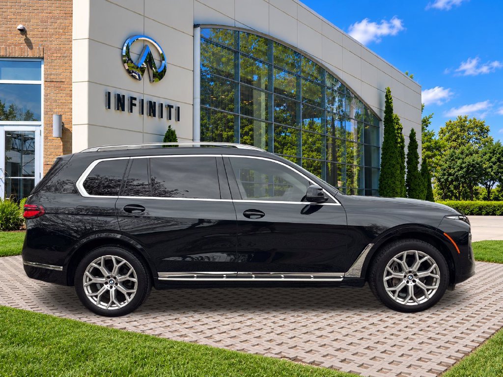 Used 2023 BMW X7 xDrive40i AWD/4WD image 8