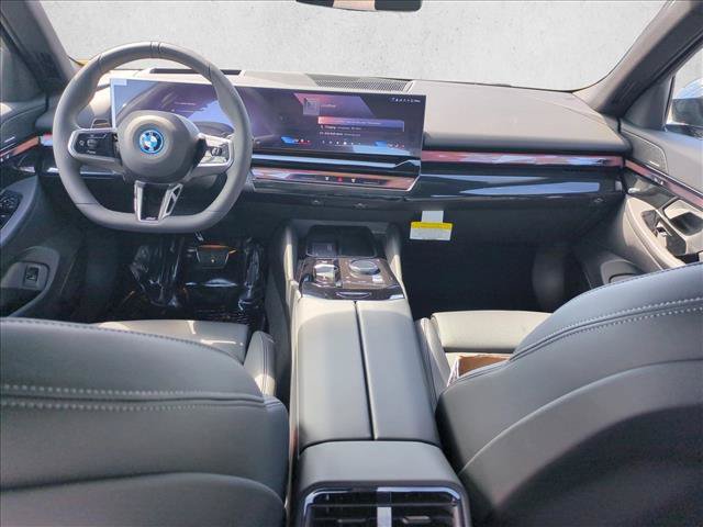 New 2027 BMW i5 M60 w/ M Sport Package RWD image 15