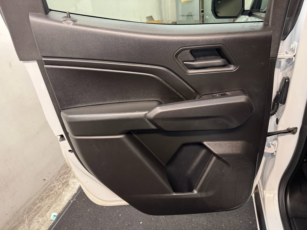 Used 2025 Chevrolet Colorado Trail Boss image 16
