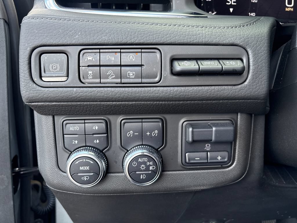 Used 2023 GMC Yukon Denali w/ Max Trailering Package AWD/4WD image 24