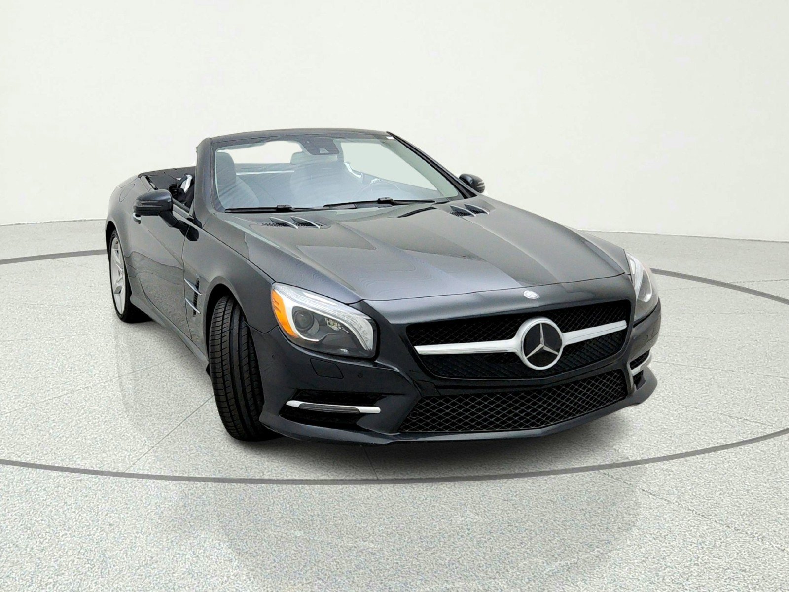 Certified 2016 Mercedes-Benz SL 550 image 4
