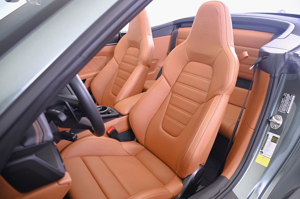 Used 2025 Porsche 911 Carrera 4 GTS image 26