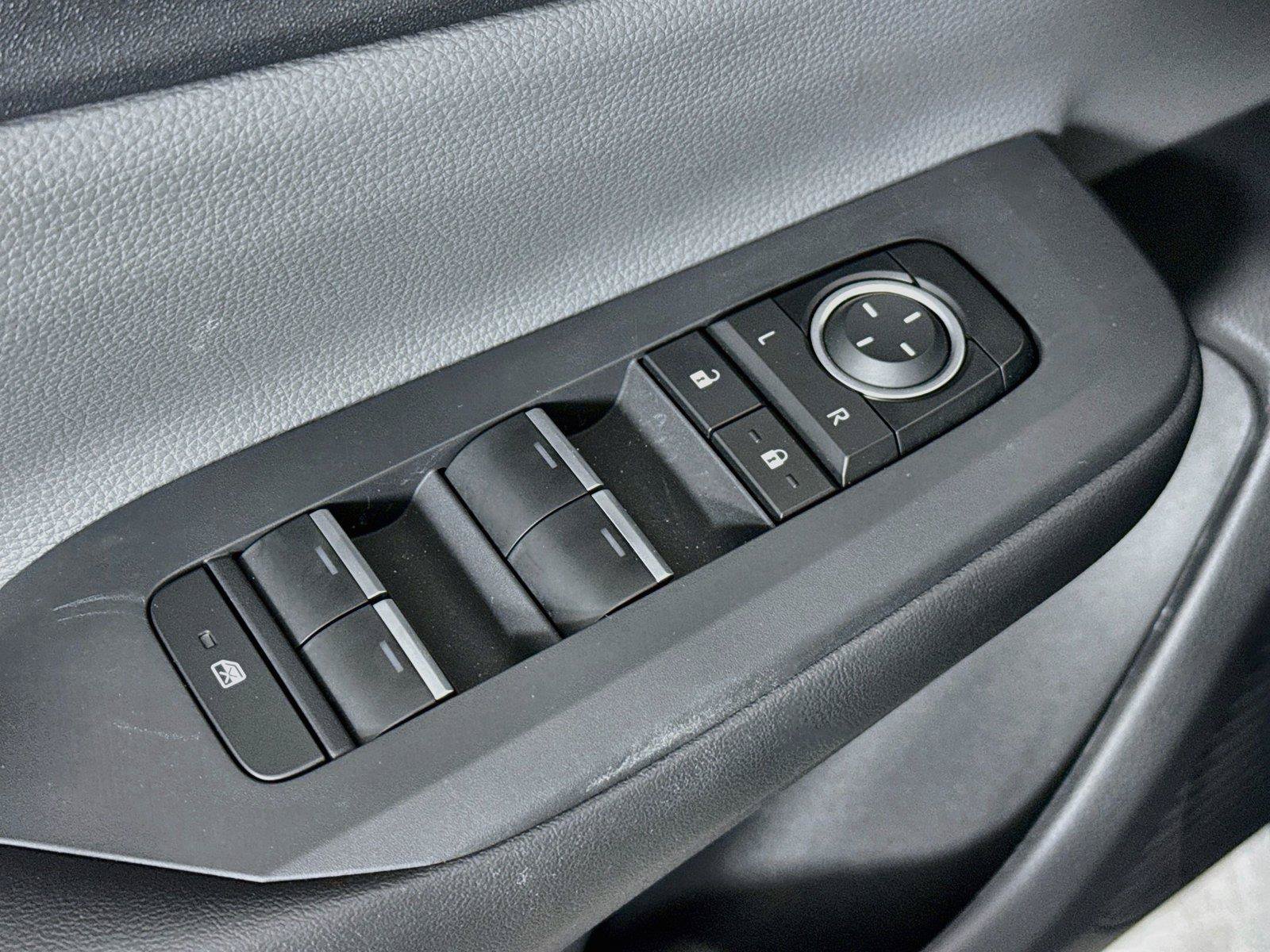 Certified 2026 Toyota Prius XLE FWD image 28