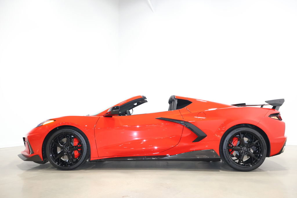 Used 2020 Chevrolet Corvette Stingray Premium Cpe w/ 3LT Preferred Equipment Group image 11