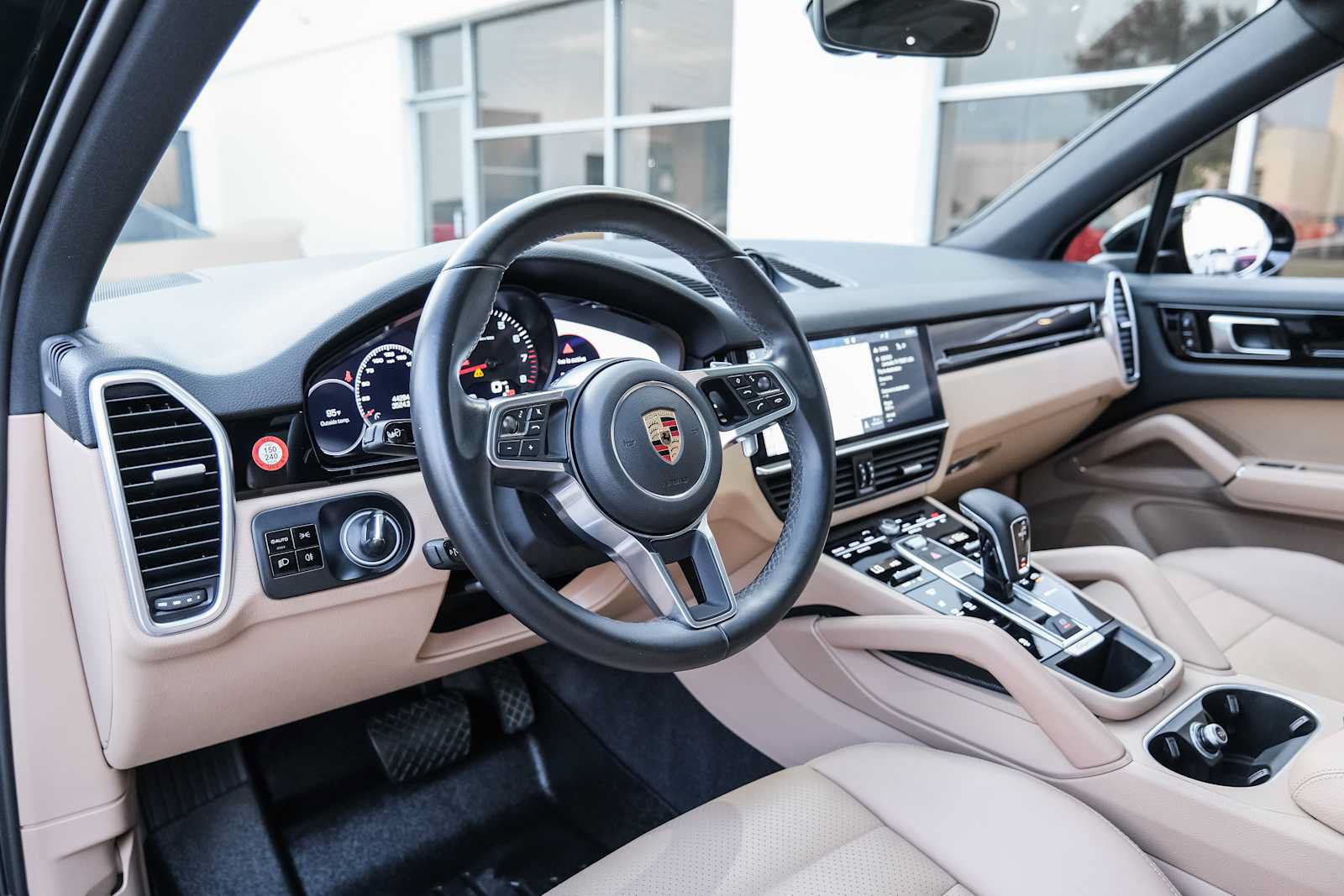 Used 2019 Porsche Cayenne AWD/4WD image 19