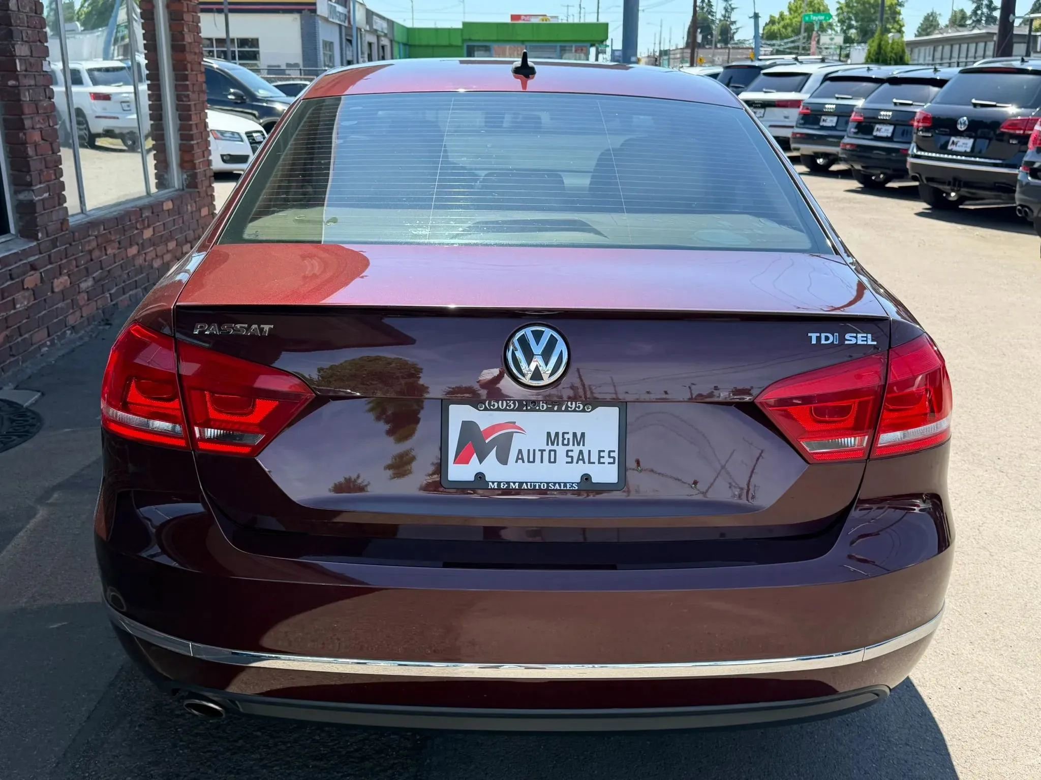 Used 2014 Volkswagen Passat TDI SEL Premium FWD image 4