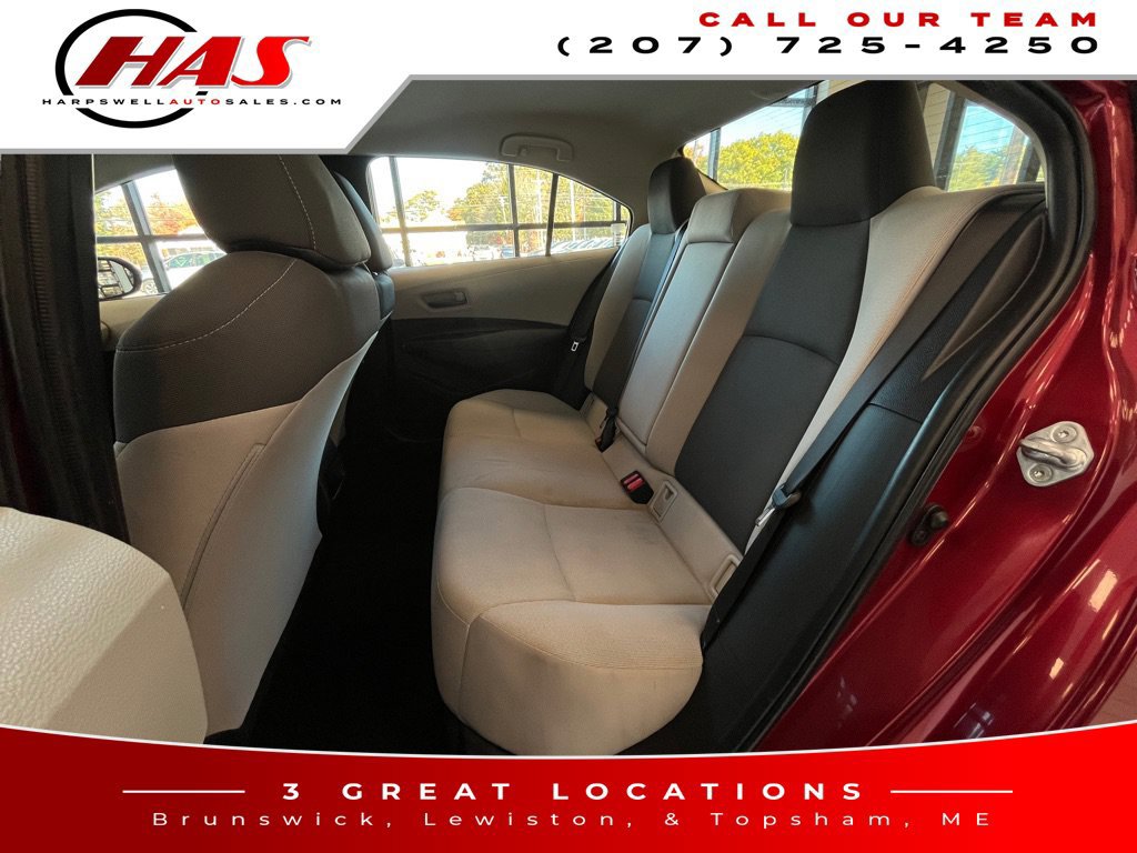 Used 2022 Toyota Corolla LE FWD image 12