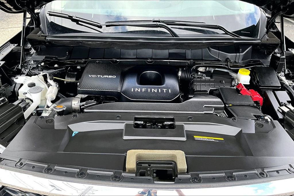 Certified 2025 INFINITI QX60 Luxe AWD/4WD image 12