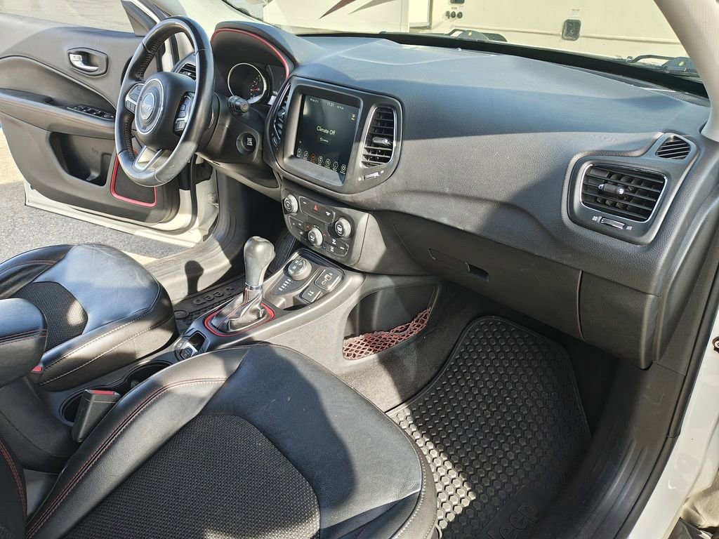 Used 2018 Jeep Compass Trailhawk w/ Cold Weather Group image 5