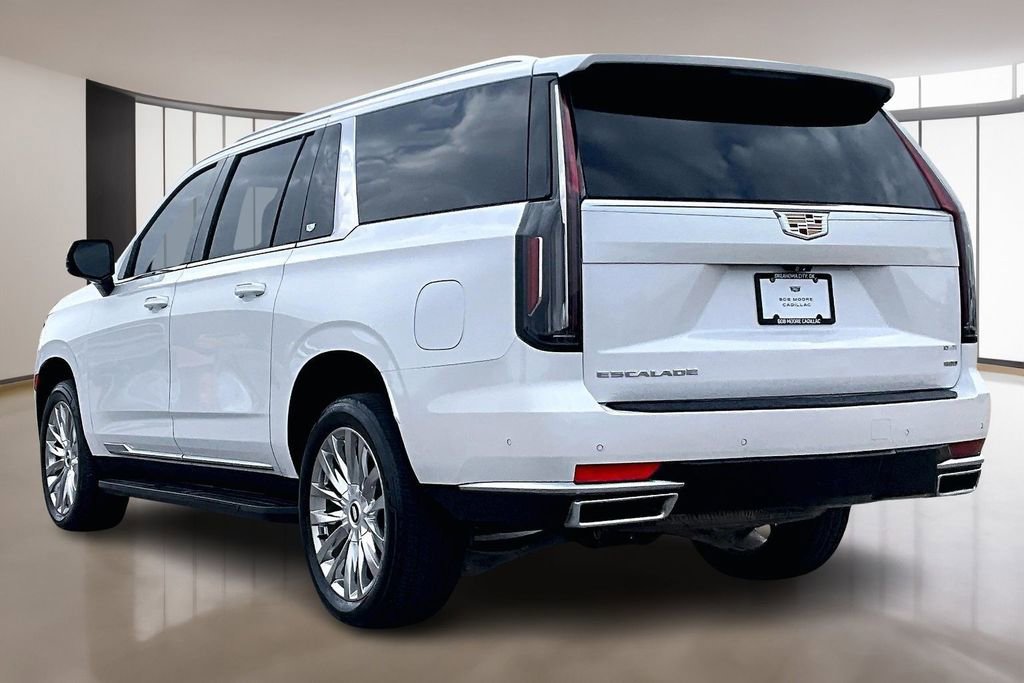 Used 2024 Cadillac Escalade ESV Premium Luxury image 12