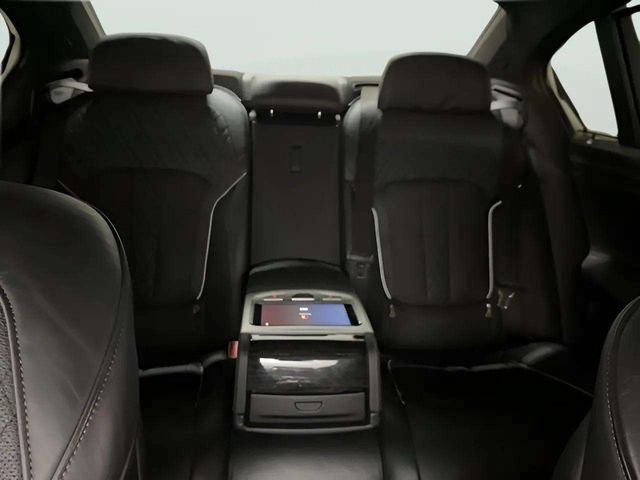 Used 2017 BMW 740i RWD image 71
