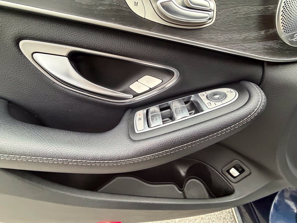 Used 2017 Mercedes-Benz C 300 4MATIC Sedan image 15