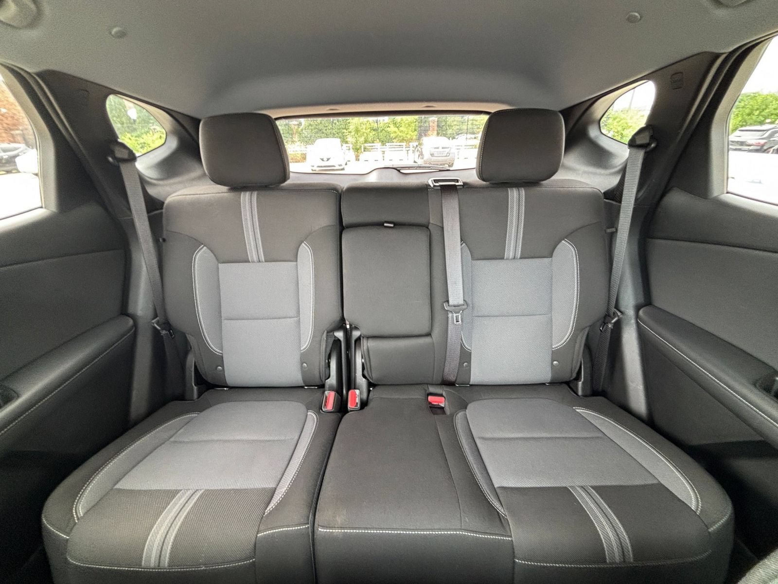 Used 2025 Chevrolet Blazer LT FWD image 39